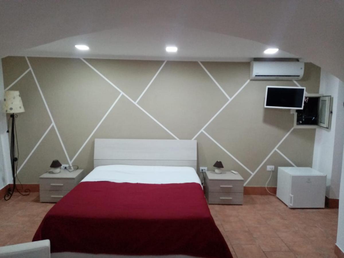 Ciro E Lucia Apartman *